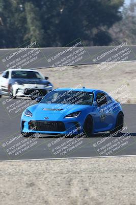 media/Nov-09-2025-Speed Ventures (Sun) [[388b781dcd]]/Orange/Session 2 (Turn 3)/